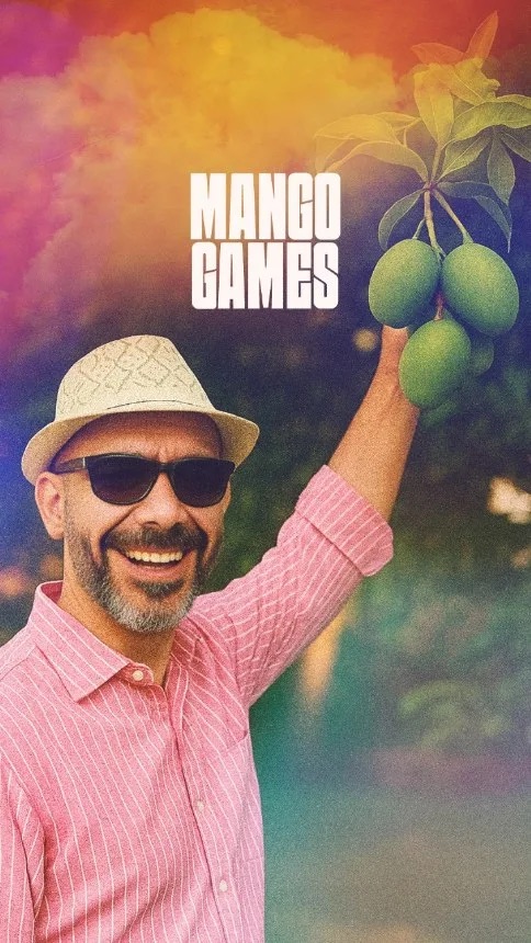 Ripe Pakistani Chaunsa mangoes on the branch in Multan